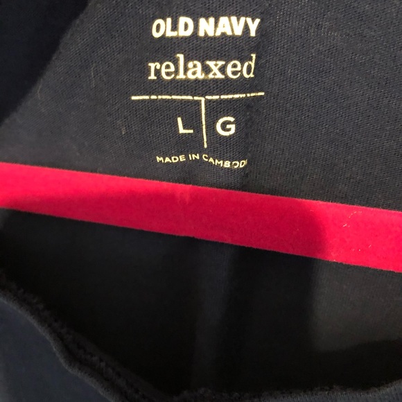 Old Navy t-shirt - Picture 2 of 2